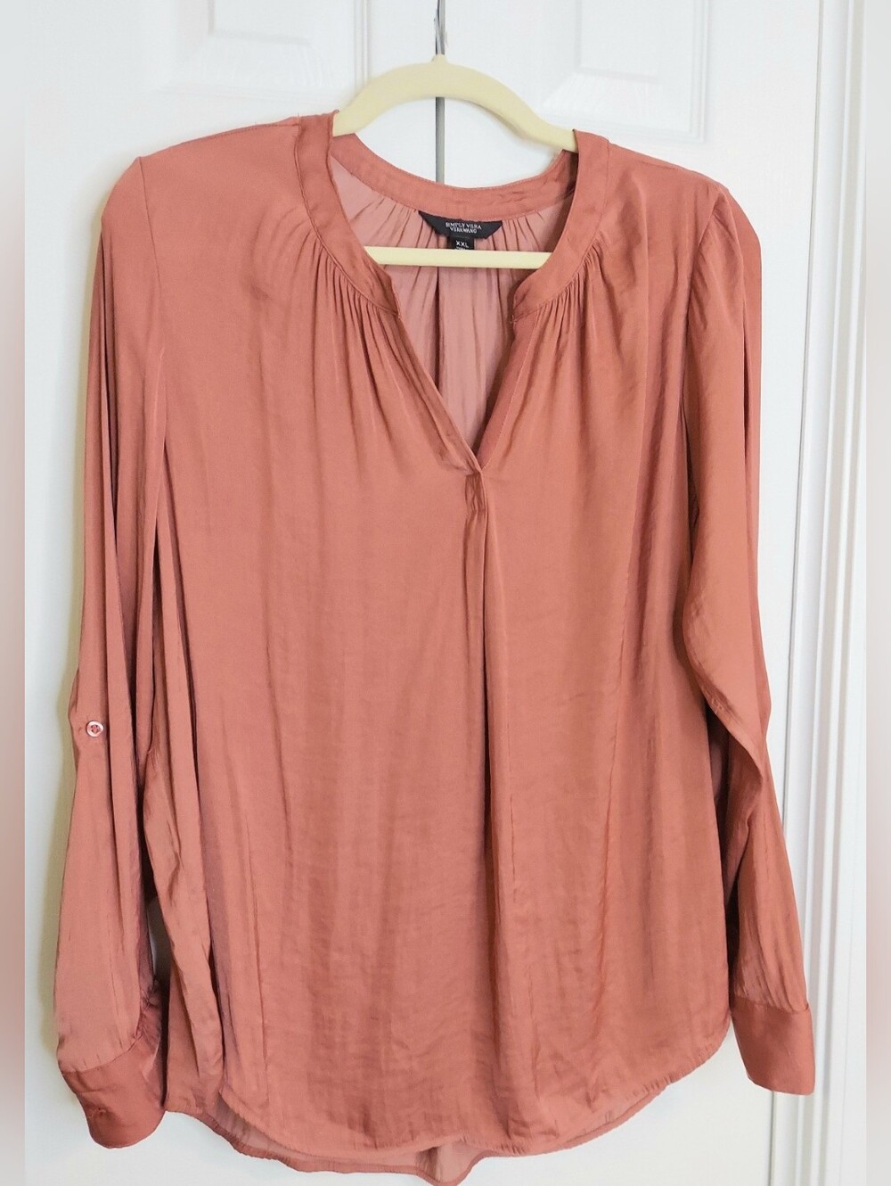Vera Wang Top, Size XXL, Peasant Style, Button Cuffs, Clay Pink